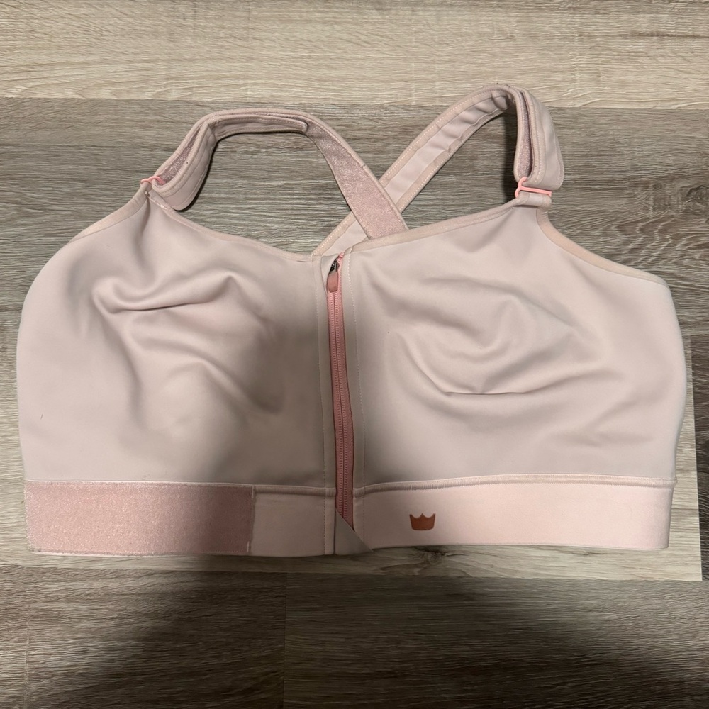 Shefit sports bra